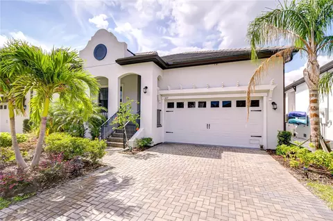 1015 Seagrape Dr, Ruskin, FL 33570