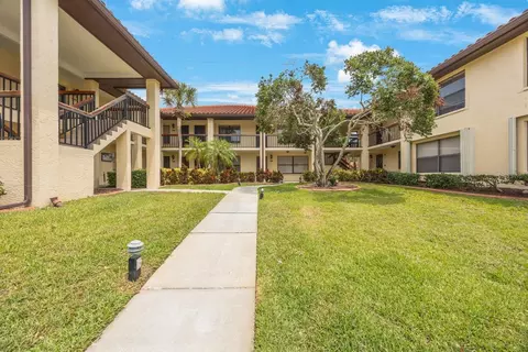404 Hammock Pine Blvd #404, Clearwater, FL 33761