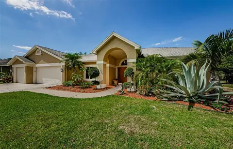 4452 Bardsdale Dr, Palm Harbor, FL 34685
