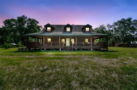 19708 Bower Rd, Dade City, FL 33523