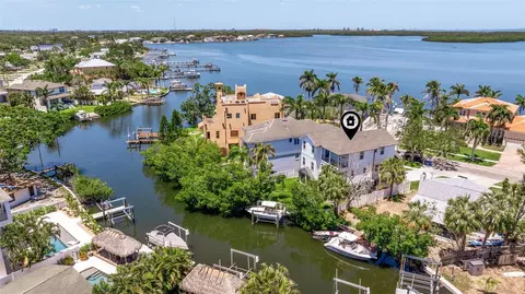 1811 Bayou Grande Blvd NE, Saint Petersburg, FL 33703