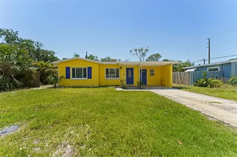 6750 Hibiscus Ave S, South Pasadena, FL 33707