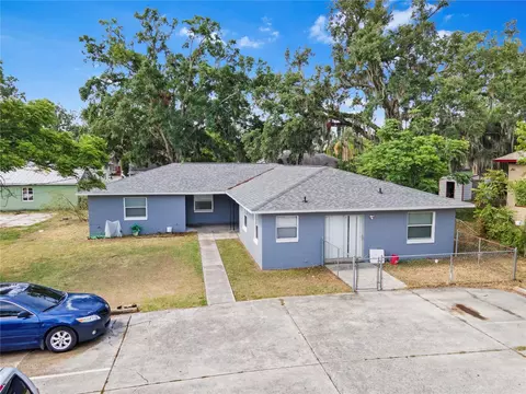 520 NE Avenue B #A-B, Winter Haven, FL 33881