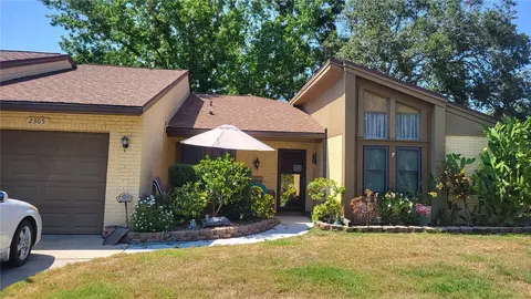 2101 Sunset Point Rd #2305, Clearwater, FL 33765