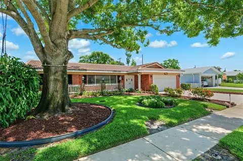 6365 32nd Ave N, Saint Petersburg, FL 33710