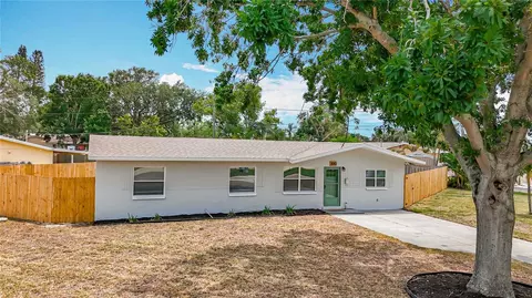 200 Lewis Blvd SE, Saint Petersburg, FL 33705