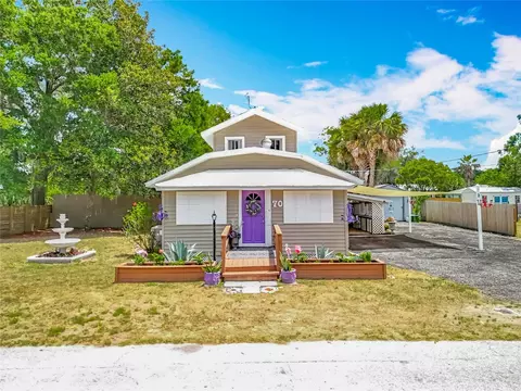 70 N Oak Ave, Umatilla, FL 32784