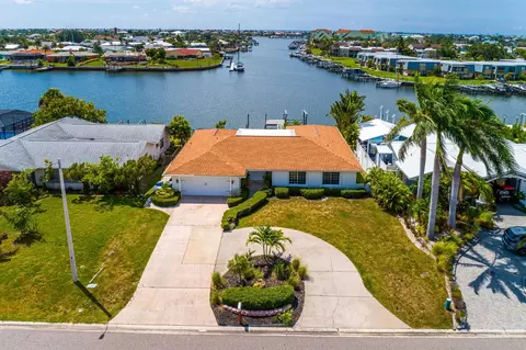 6442 Lake Sunrise Dr, Apollo Beach, FL 33572