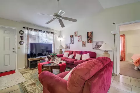 Living - 56 Pine Trak #101E, Ocala, FL 34472 photo 3 of 4