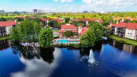 2400 Feather Sound Dr #635, Clearwater, FL 33762