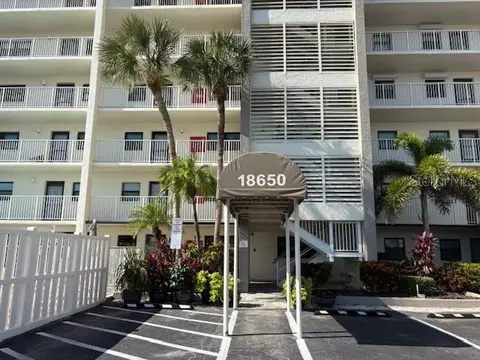 18650 Gulf Blvd #203, Indian Shores, FL 33785