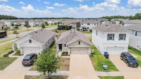 32713 Brooks Hawk Ln, Wesley Chapel, FL 33543