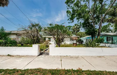 306 Banana St, Tarpon Springs, FL 34689