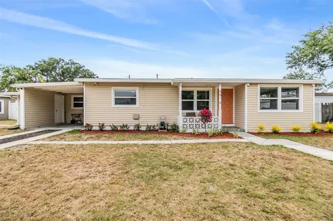 6816 13th St N, Saint Petersburg, FL 33702