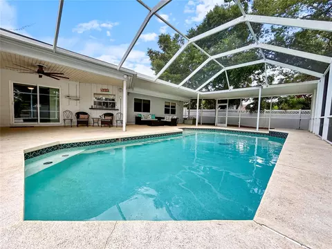 Exterior - 3508 Yale Cir, Riverview, FL 33578 photo 3 of 4