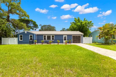 522 Norfolk St, Dunedin, FL 34698
