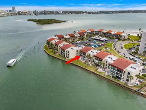 868 Bayway Blvd #206, Clearwater Beach, FL 33767
