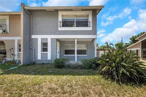 2048 Los Lomas Dr, Clearwater, FL 33763