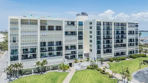 1400 Gulf Blvd #306, Clearwater Beach, FL 33767