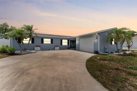 10710 Donbrese Ave, Tampa, FL 33615