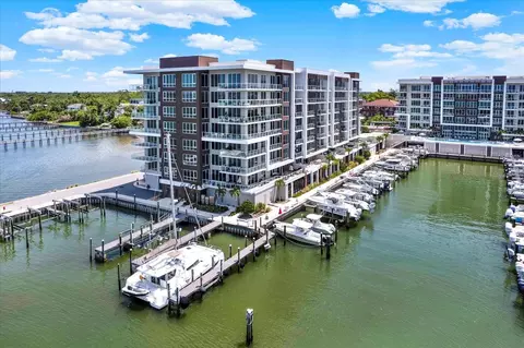 920 N Osceola Ave #301, Clearwater, FL 33755