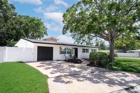 5698 26th Ave N, Saint Petersburg, FL 33710