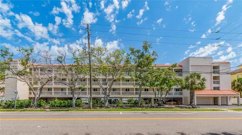 640 Bayway Blvd #302, Clearwater Beach, FL 33767