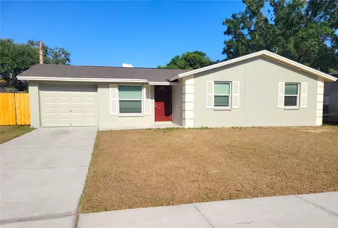 906 Balmoral Pl, Valrico, FL 33594