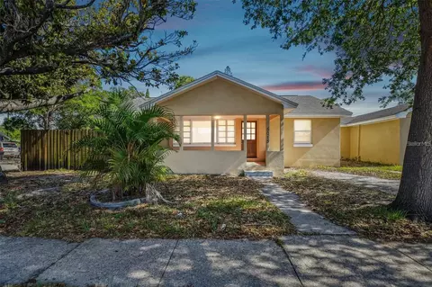 5015 15th Ave S, Gulfport, FL 33707