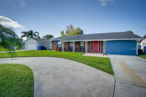 8722 Thornwood Ln, Tampa, FL 33615