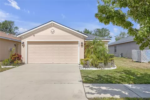 1022 Chandler Snowden Ct, Ruskin, FL 33570