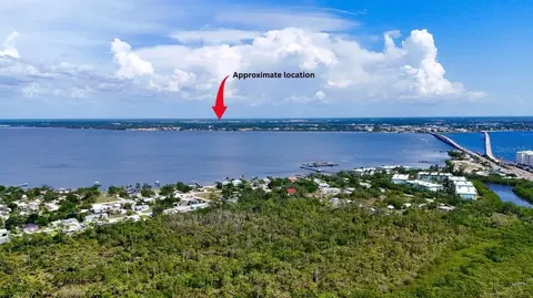 8058 Grove Blvd, Punta Gorda, FL 33982