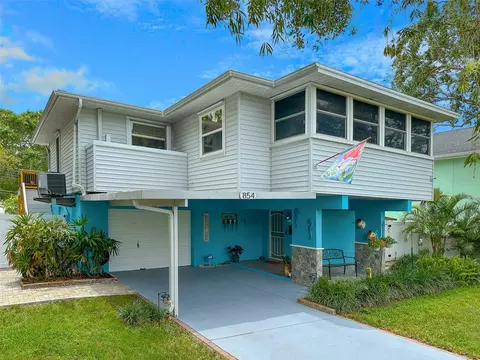 854 77th Ave N, Saint Petersburg, FL 33702