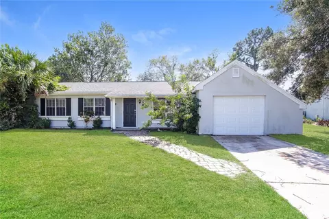 481 Ralwood Ln NE, Palm Bay, FL 32907