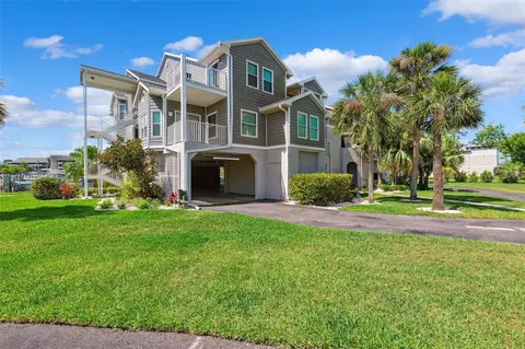 5712 Biscayne Ct #103, New Port Richey, FL 34652