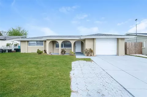 7405 Oakshire Dr, Port Richey, FL 34668