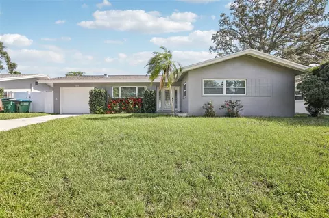 1624 Chateau Dr, Clearwater, FL 33756