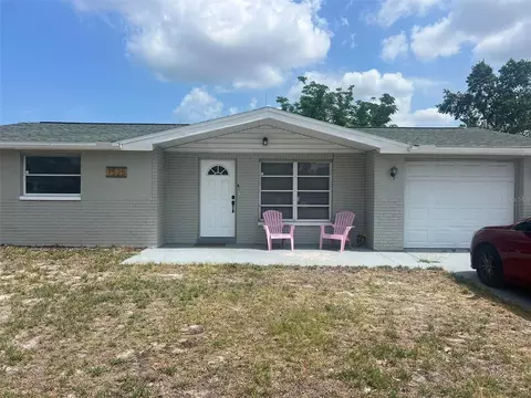 7525 Arbordale Dr, Port Richey, FL 34668