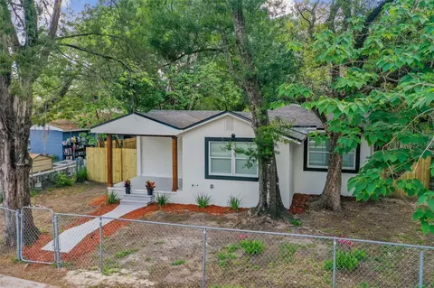 8704 N Brooks St, Tampa, FL 33604