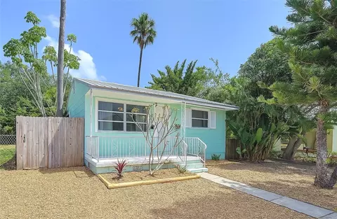 627 64th Ave S, Saint Petersburg, FL 33705