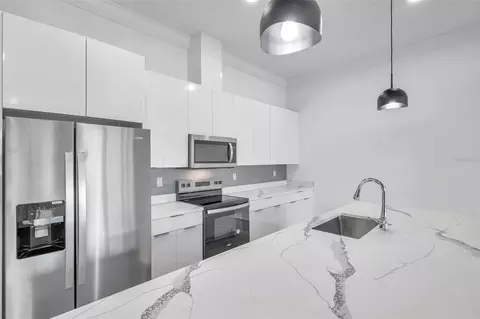 2608 W Columbus Dr #3, Tampa, FL 33607