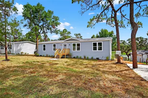 10030 Lake Dr, Weeki Wachee, FL 34613