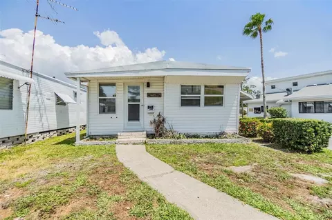 605 Michigan Blvd #13, Dunedin, FL 34698