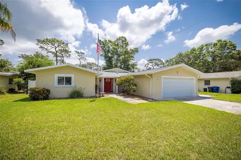 1891 Harmony Dr, Clearwater, FL 33756