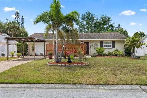 6698 35th Ave N, Saint Petersburg, FL 33710