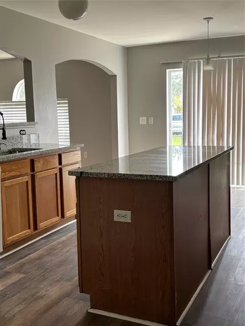Kitchen - 11102 Summer Star Dr, Riverview, FL 33579 photo 2 of 4