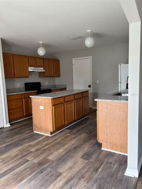 Kitchen - 11102 Summer Star Dr, Riverview, FL 33579 photo 1 of 4
