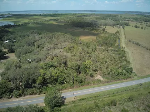 Emeralda Island Road, Leesburg, FL 34788