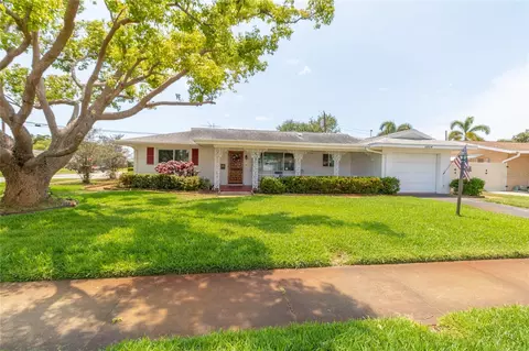 2854 60th St N, Saint Petersburg, FL 33710