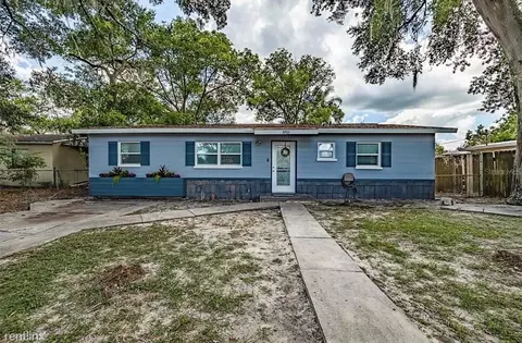 5932 Hilltop Ln E, Lakeland, FL 33809